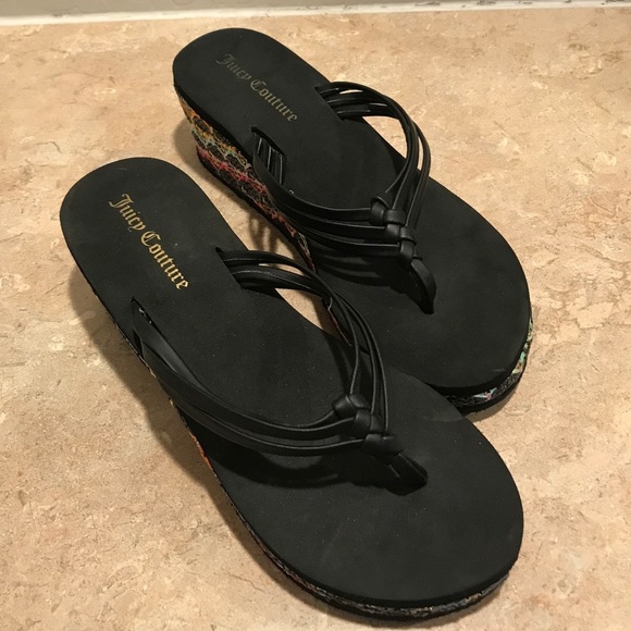 Juicy Couture Women's Braided Straw Wedge Flip-Flops - Picture 2 of 6